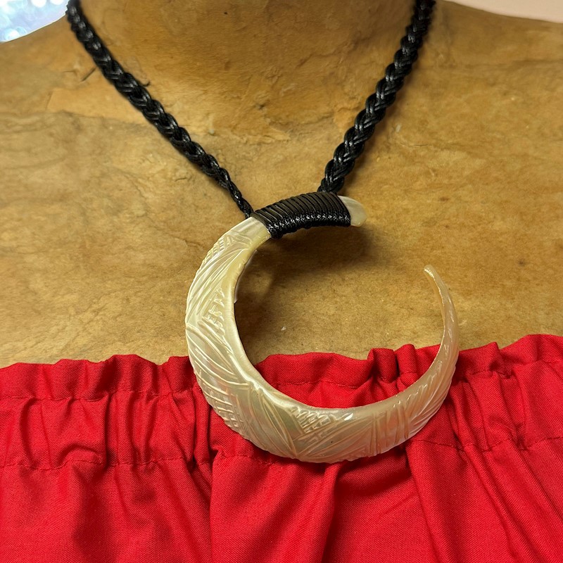 Aliao Shell Necklace