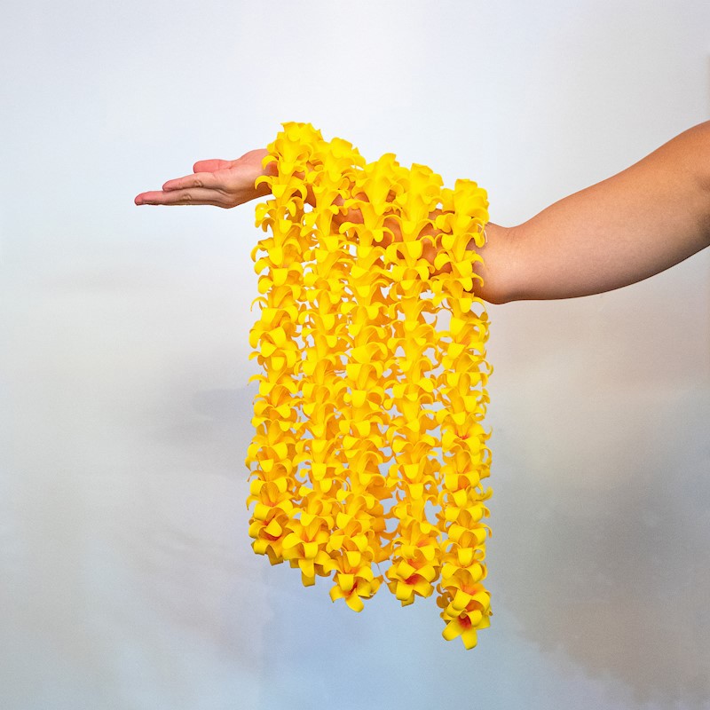 Foam Puakenikeni Lei