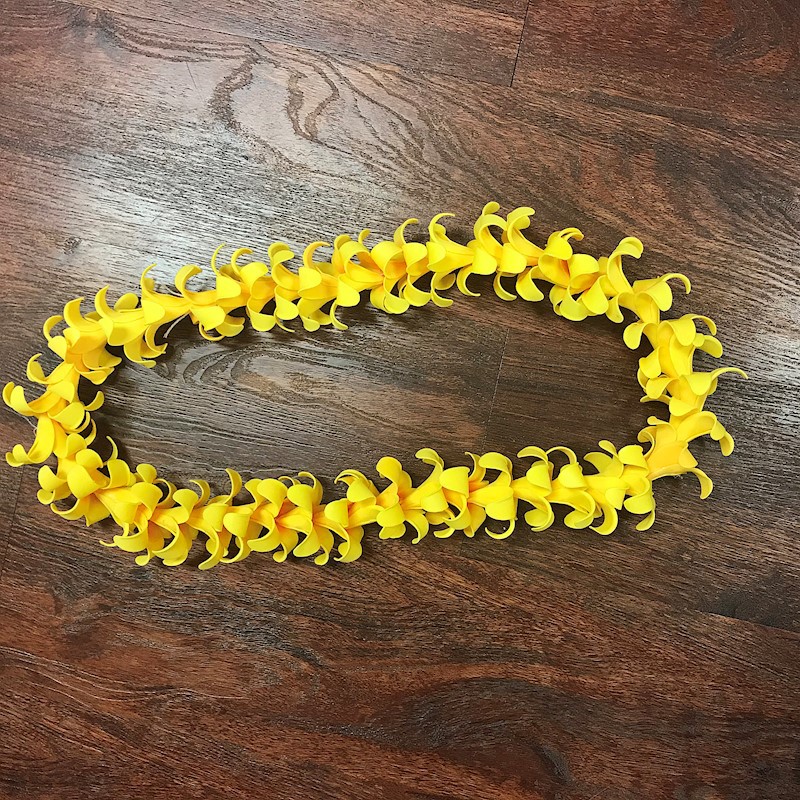Foam Puakenikeni Lei