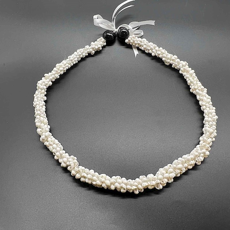 Pikake Shell Rosette Lei