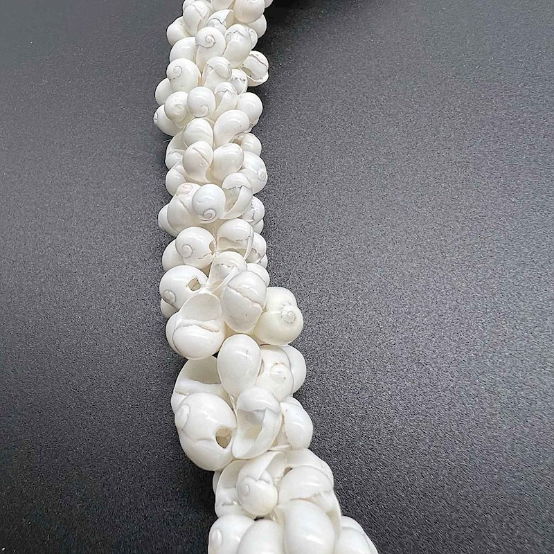 Pikake Shell Rosette Lei