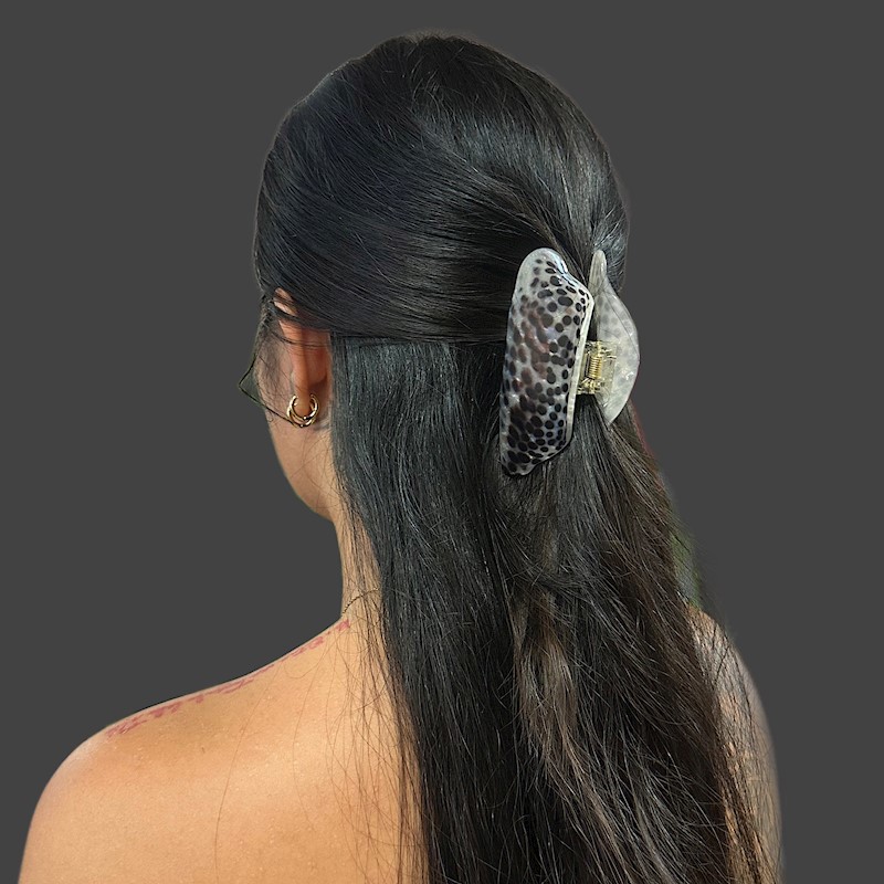 Shell Claw Clip