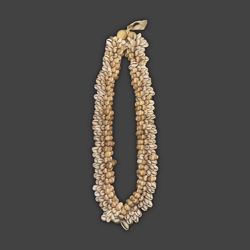 Shell Rosette Lei