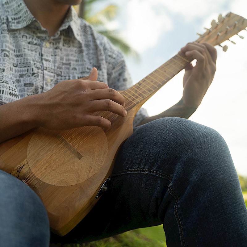Tahitian 'Ukulele with Bag