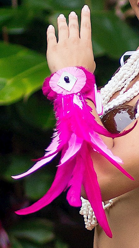 Tahitian Wristlet