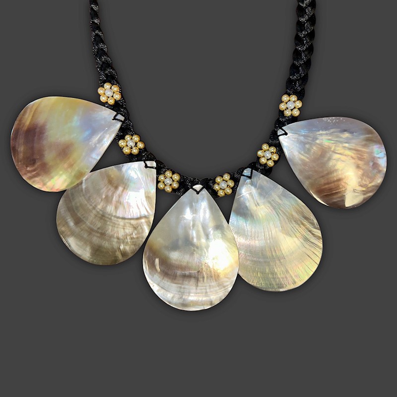 Teardrop Mother of Pearl Necklace