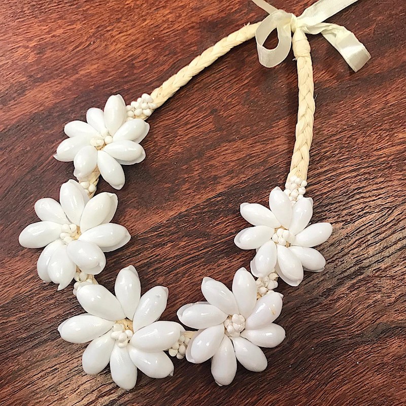 White Shell Rosette Necklace