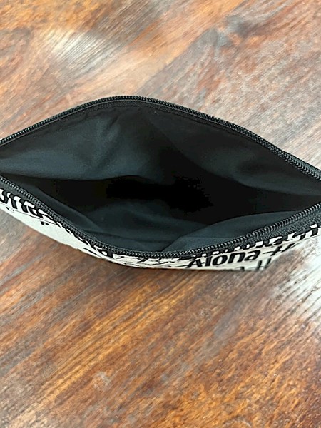 AHS Pouch