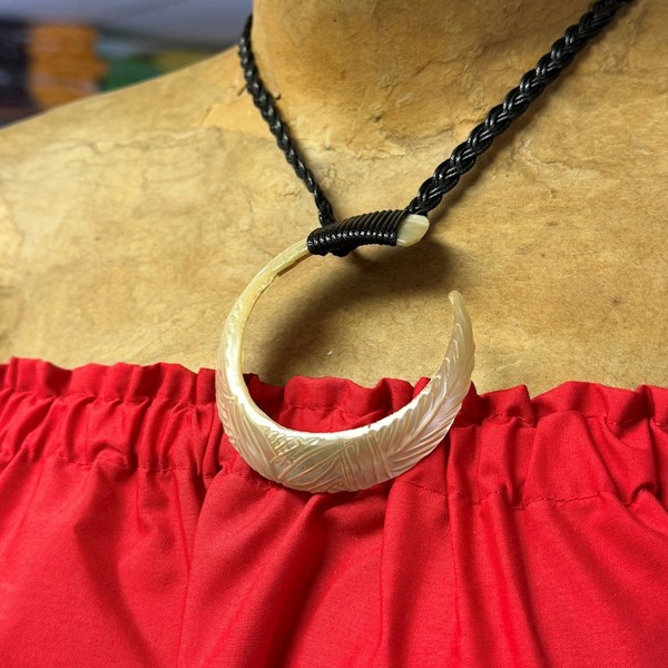 Aliao Shell Necklace