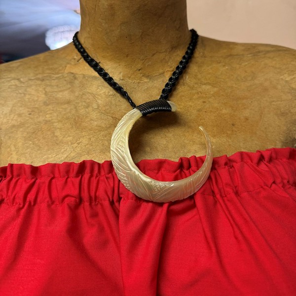 Aliao Shell Necklace