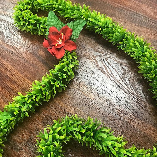 Green Rose X-long Lei