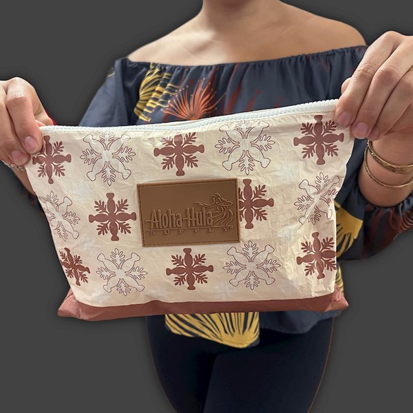 Heke Pouch