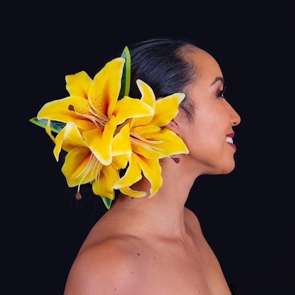 Large Lily Clip