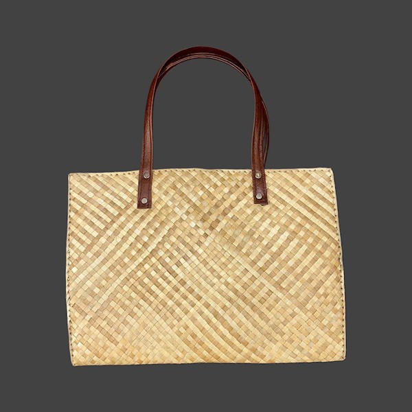 Lauhala Purse