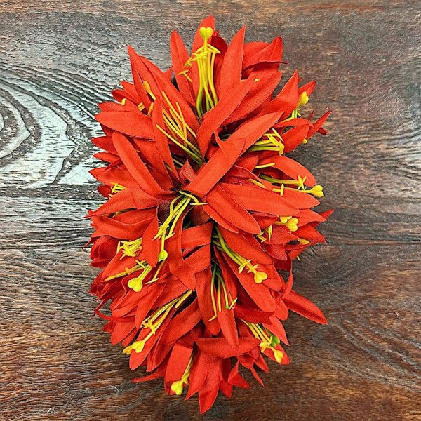 Spiderlily Hair Clip