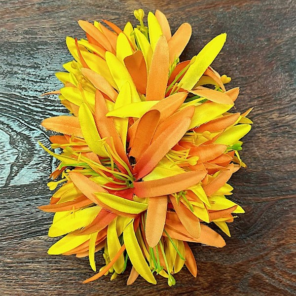 Spiderlily Hair Clip