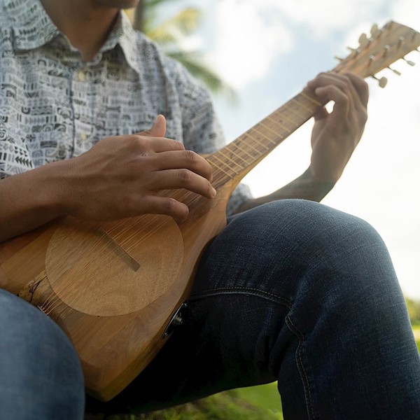 Tahitian 'Ukulele with Bag