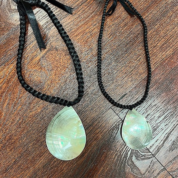 Teardrop Mother of Pearl Necklace