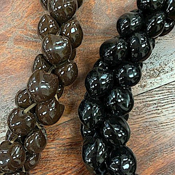 Twisted Kukui Nut Lei