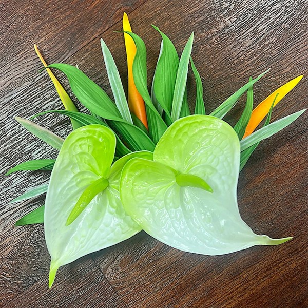 White 2 Anthurium Clip